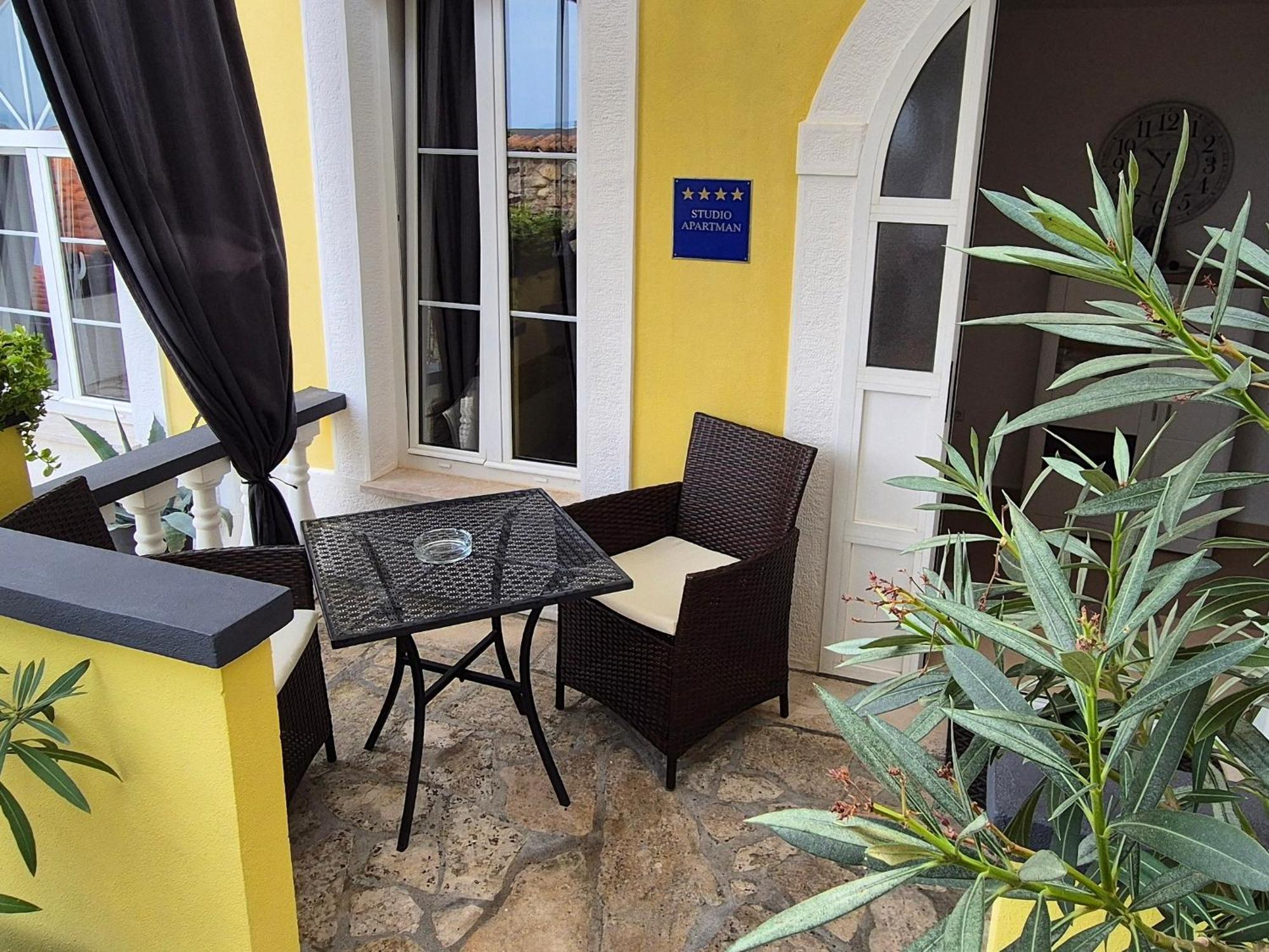 Vivi Studio Apartments Mali Lošinj Cameră foto